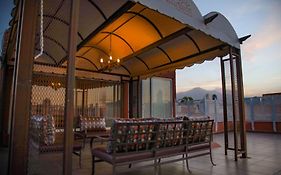 Hotel RENACIMIENTO